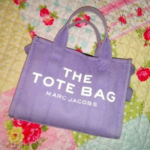 - Marc Jacobs mini tote
